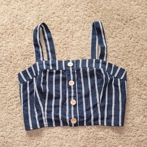 Button Cropped Crop Top